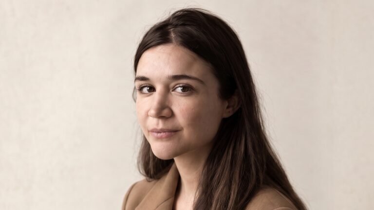 photo-portrait-giulia-locatelli-fondatrice-plateforme-dam-bimbo